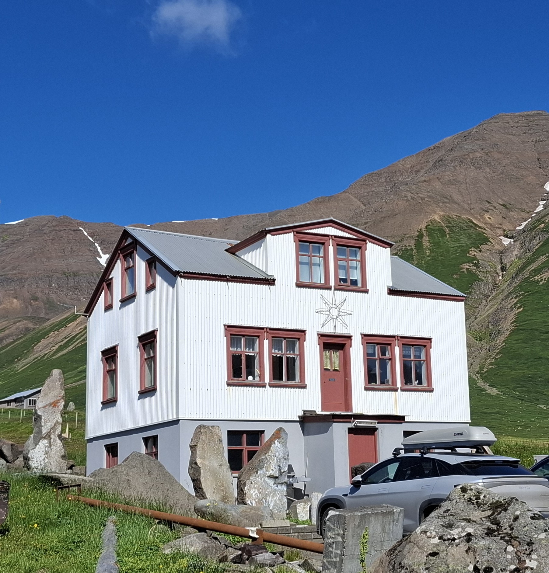Jaðar